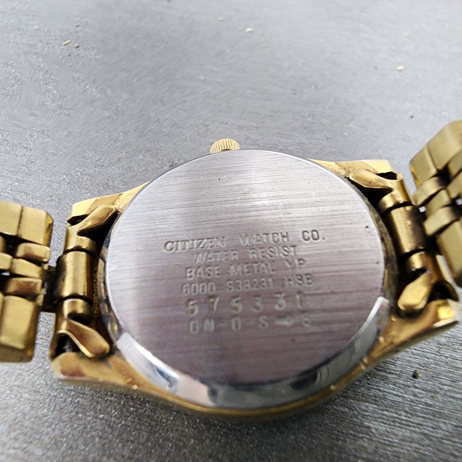 Citizen CQ Watch Women 23mm Black Dial Gold Tone Daydate 6000S38231 NewBattery9