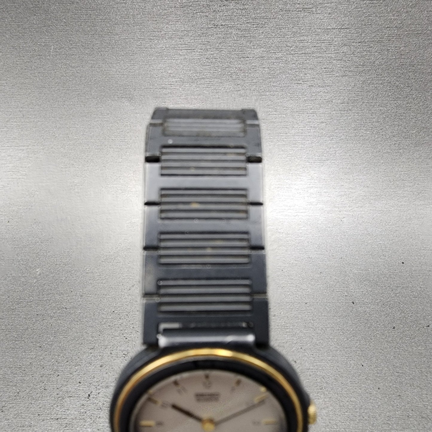 Seiko Watch Women 25mm Silver Tone Black Tone Round 2c200260 New Battery4