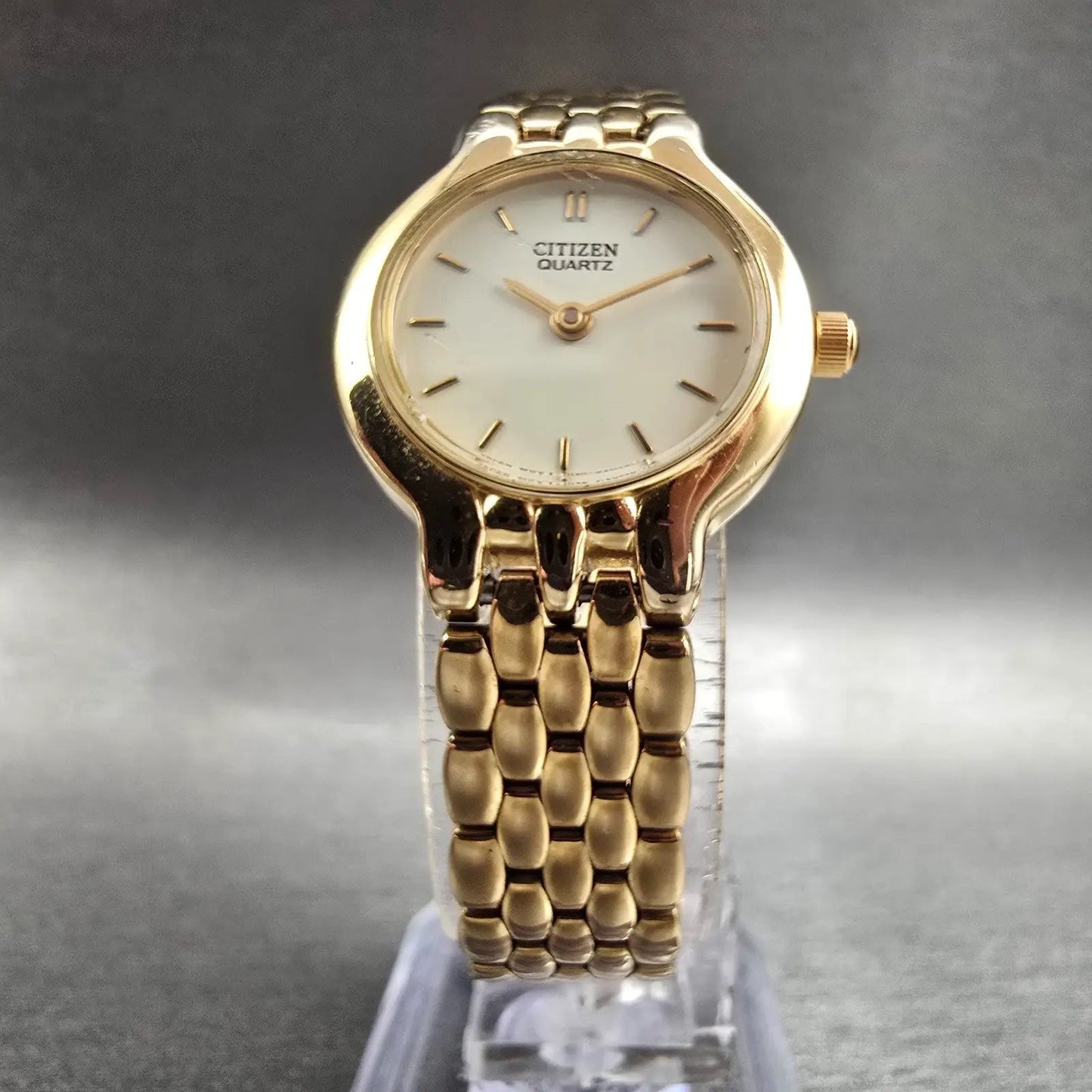 Citizen Watch Women 22mm Cream Dial Gold Tone Round 1020-S54554 New Battery KLD5