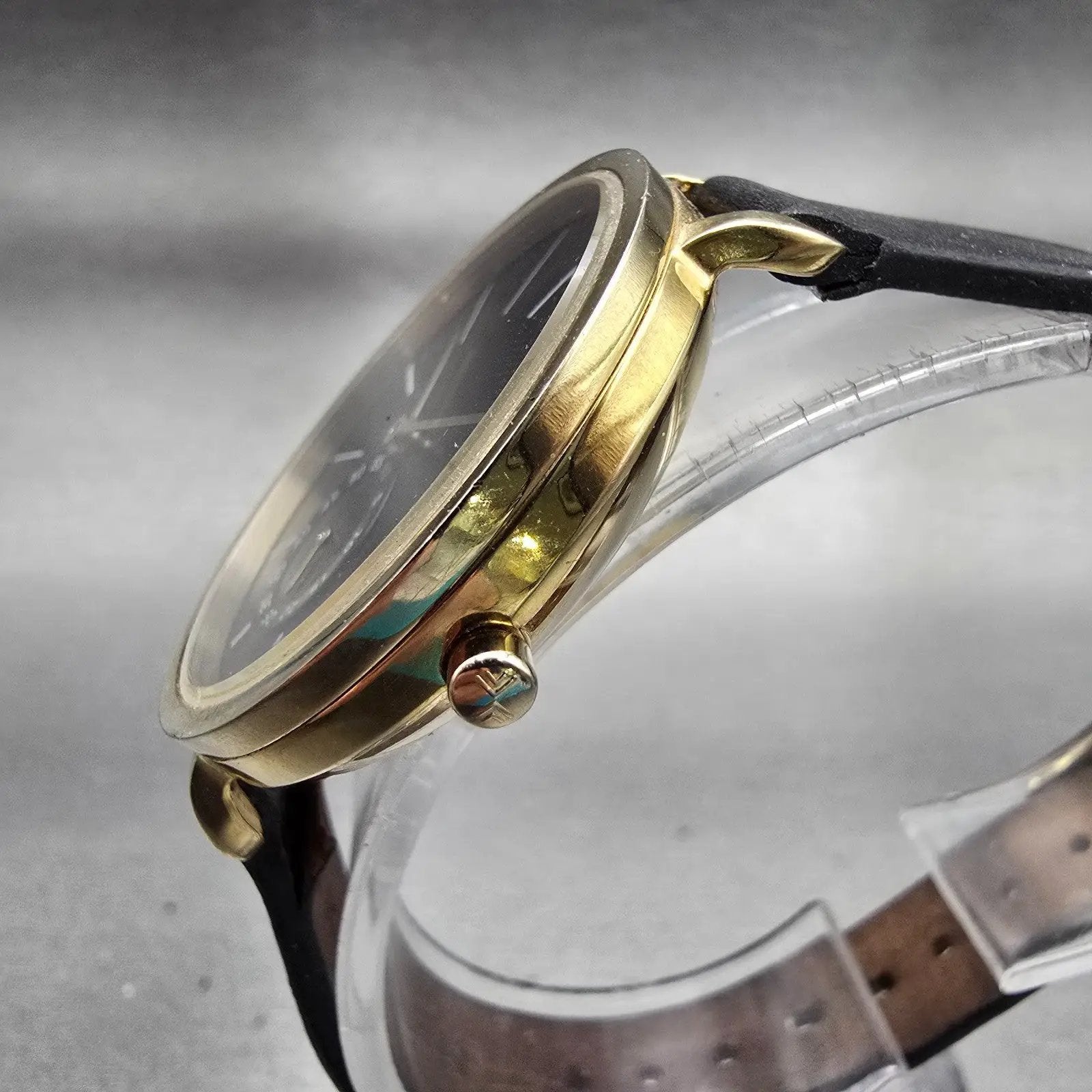 Skagen Hagen Watch Women 34mm Black Dial Gold Tone Round SKW2354 New Battery G2