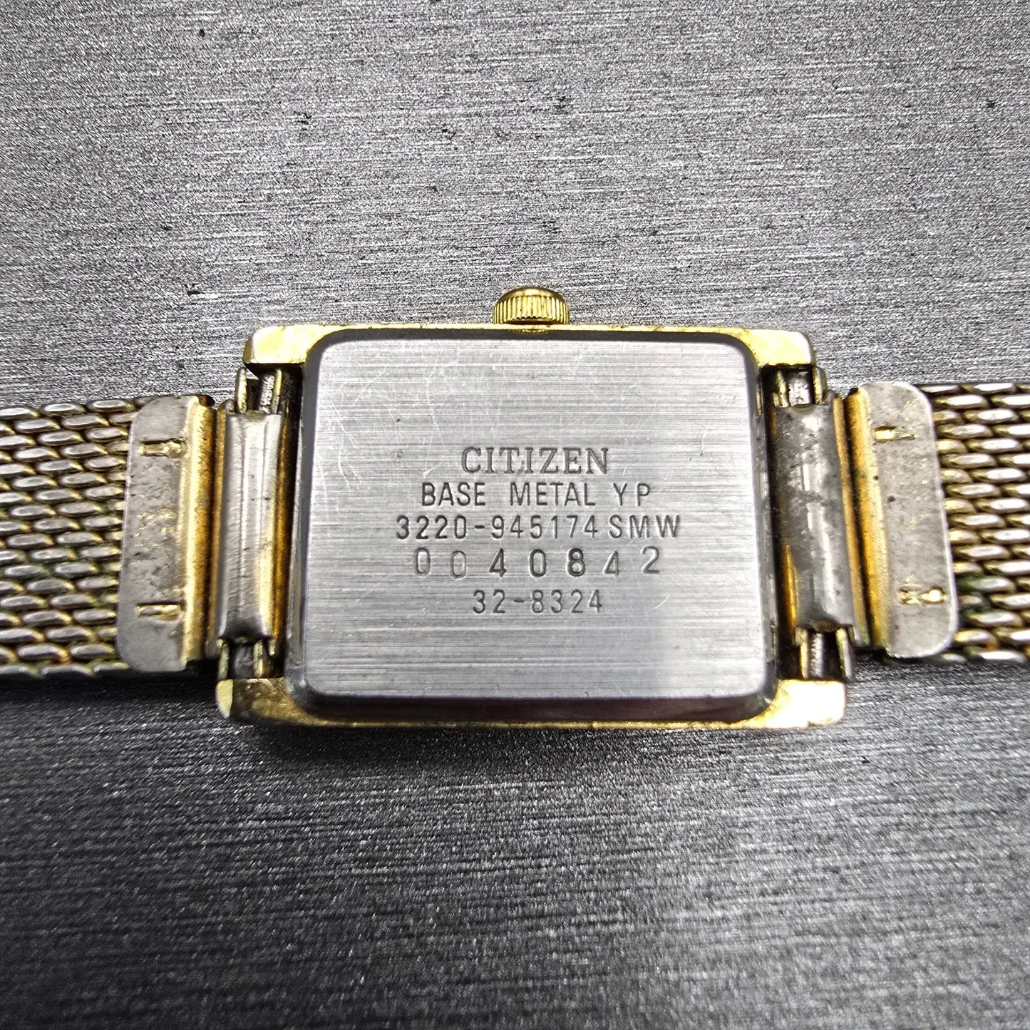 Citizen CQ Watch Women 17mm Black Dial Gold Tone Rectangle 3220-945174 New Batt10