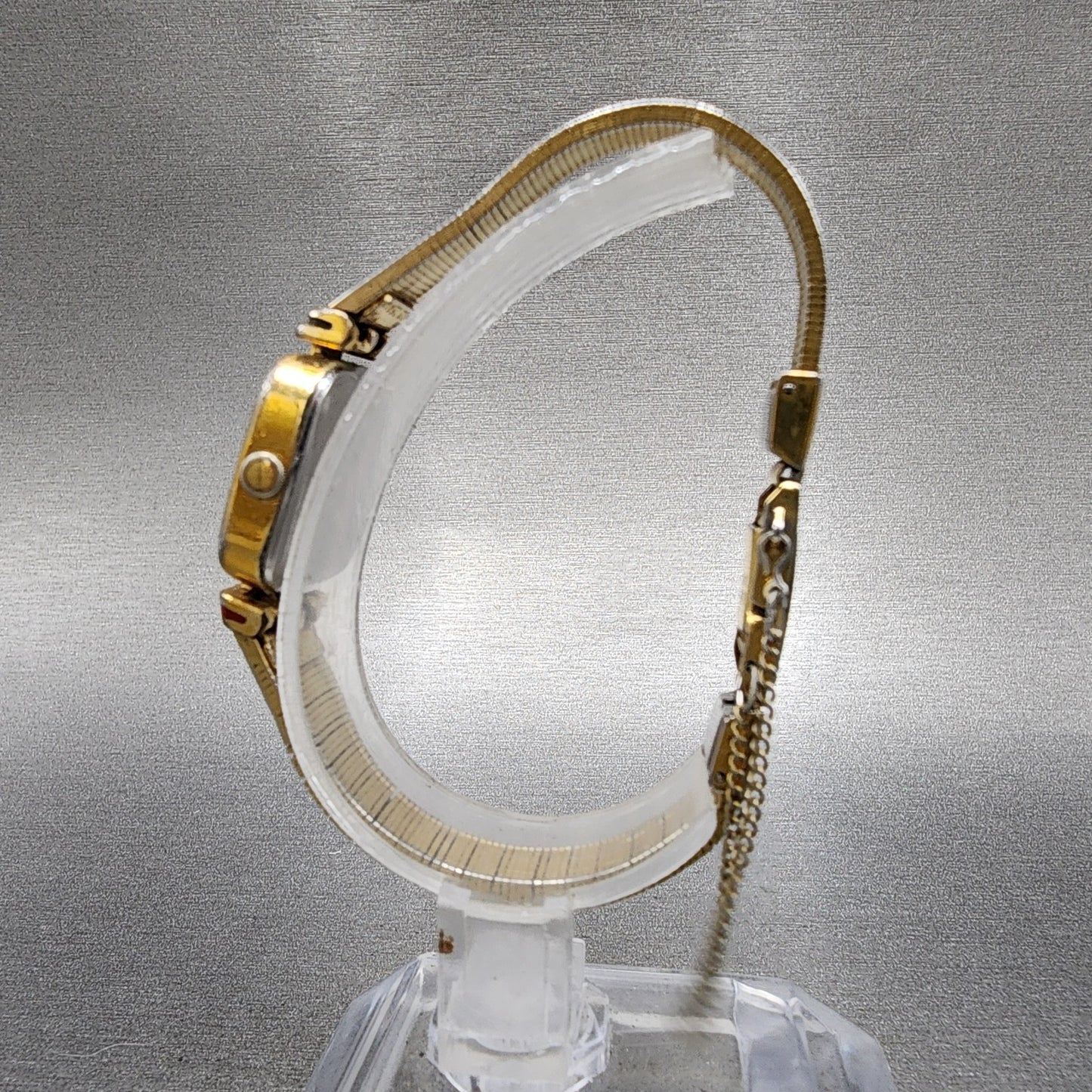 Seiko Watch Women 18mm Champagne Dial Gold Tone Rectangle 23206800 New Battery7