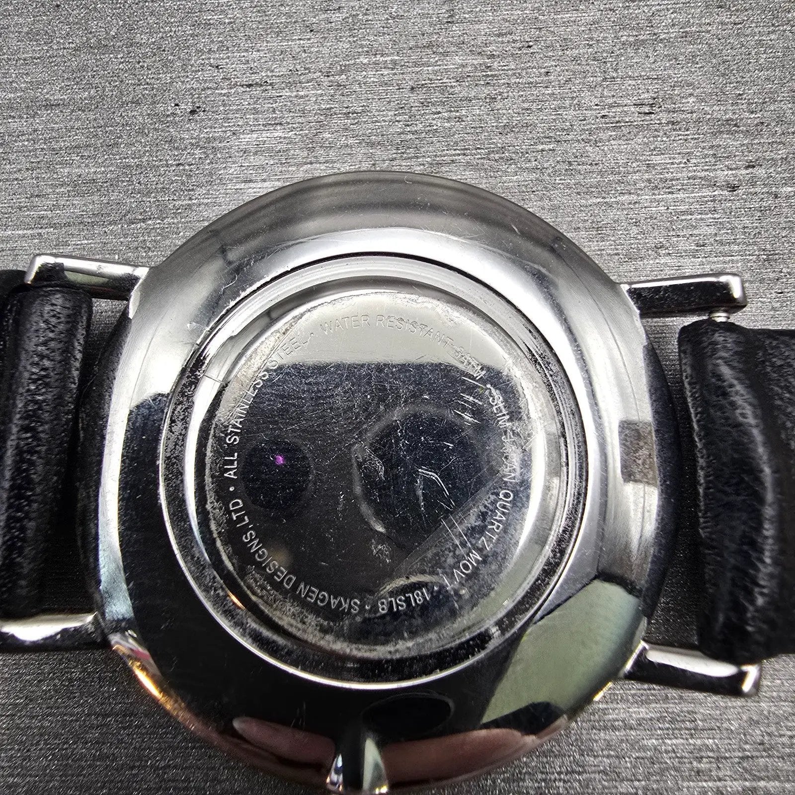 Skagen Steel Watch Men 35mm Black Dial Silver Tone Round 18LSLB New Battery10