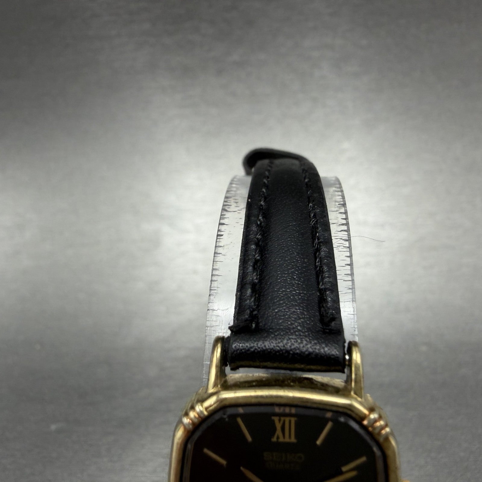 Seiko Watch Women 20mm Black Dial Gold Tone Square 7321-507a New Battery INUH4