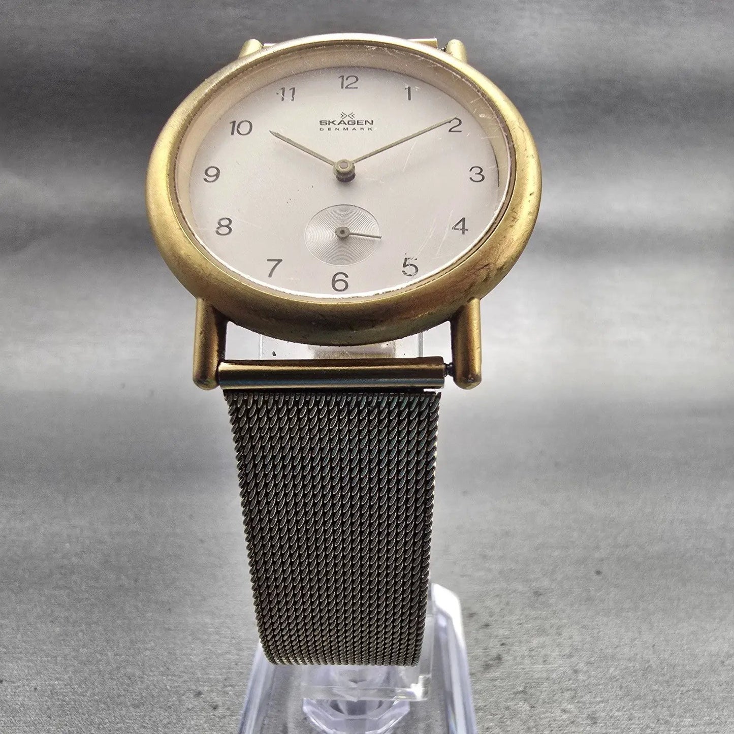 Skagen Watch Men 35mm Silver Dial Gold Tone Small Seconds Round 5LGG New Battery5