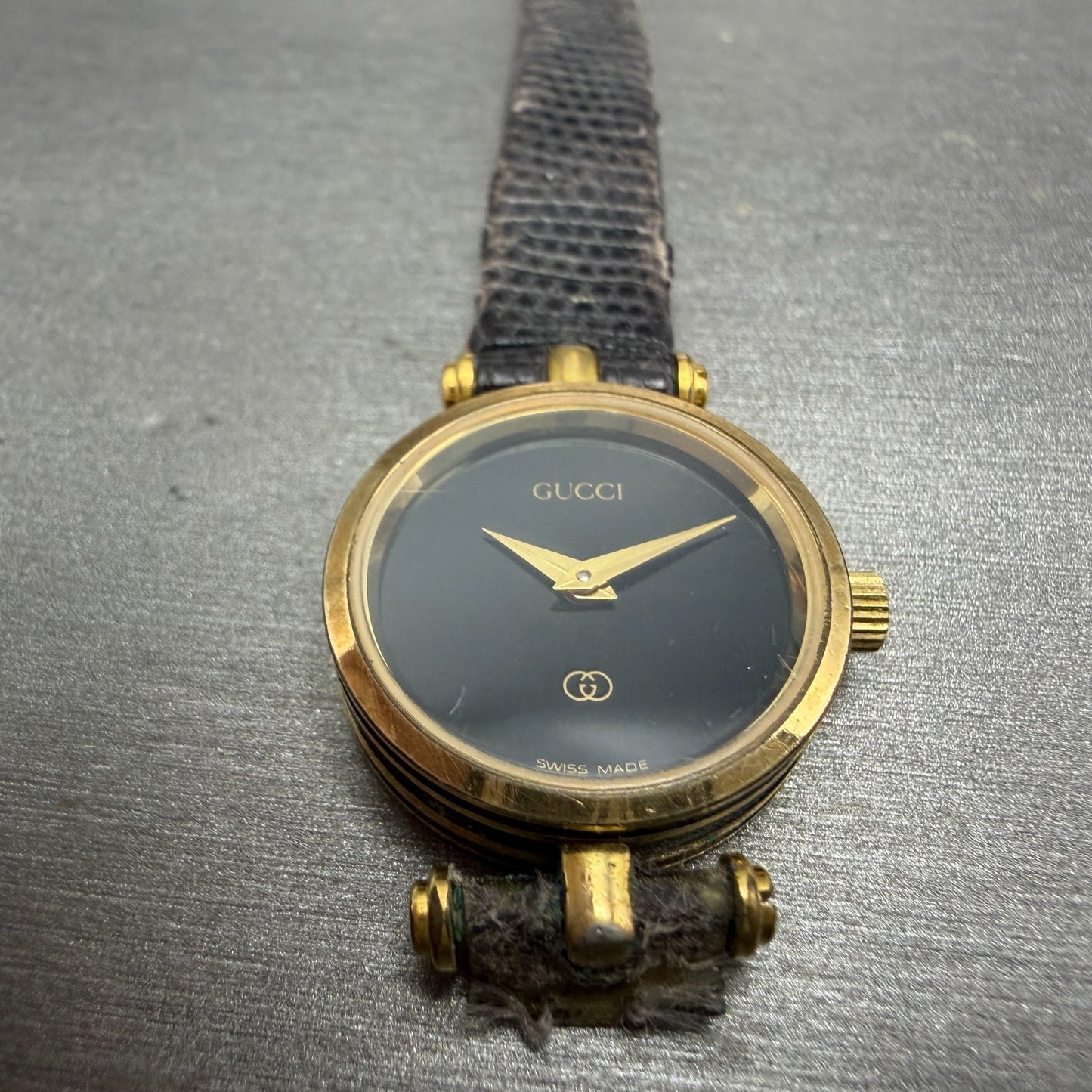 Gucci 2000L Watch Women 22mm Black Dial Gold Plated Round New Battery VTG READ!!2