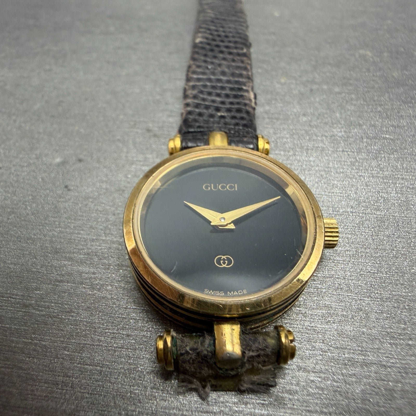 Gucci 2000L Watch Women 22mm Black Dial Gold Plated Round New Battery VTG READ!!2