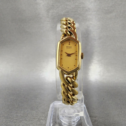 Seiko Watch Women 14mm Champagne Dial Gold Tone 2e205369 New Battery5