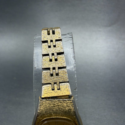 Seiko Watch Women 17mm Champagne Dial Gold Tone Rectangle 2Y00-5659 New Battery4