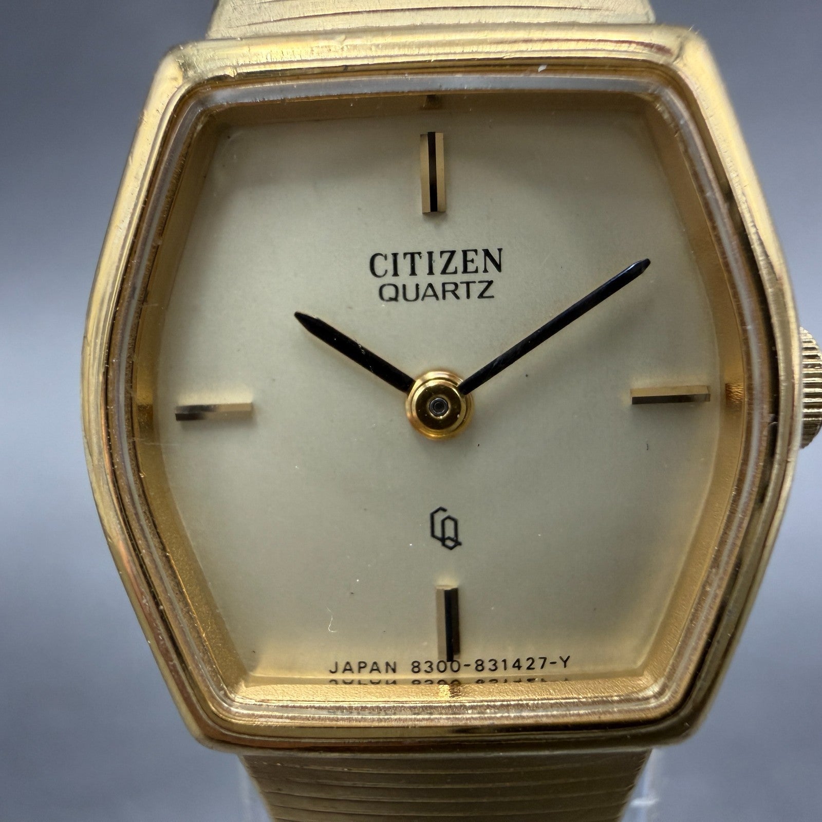 Citizen CQ Watch Women 19mm Champagne Dial Gold Tone Hexagon New Battery1