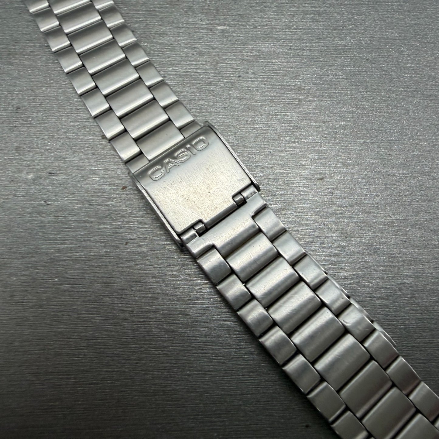 Casio AQ-230 Watch Men 30mm White Dial Silver Tone Alarm Chrono READ!!!!!!!!!!!!9