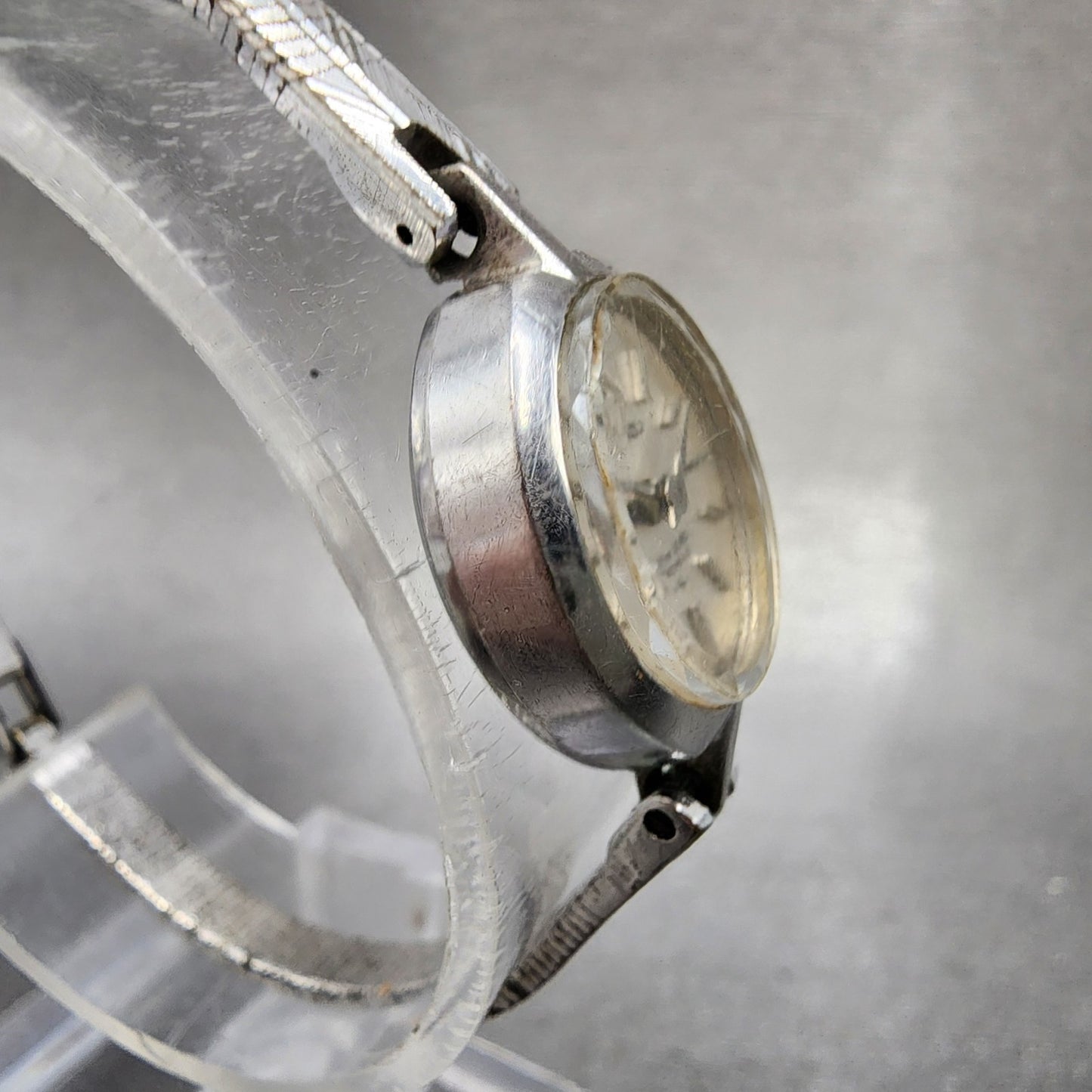Seiko Queen Seiko Watch Women 15mm Silver dial Silver Tone Manual 10207040 Runs3