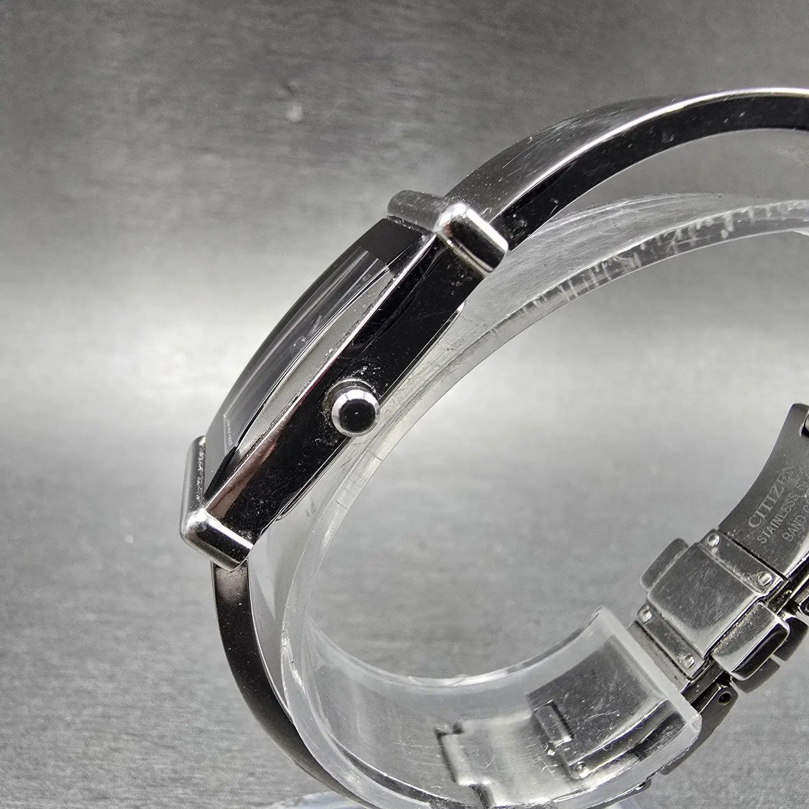 Citizen Eco-Drive Tank Watch Women 14mm Black Dial Silver Tone G620-S033730 Runs2