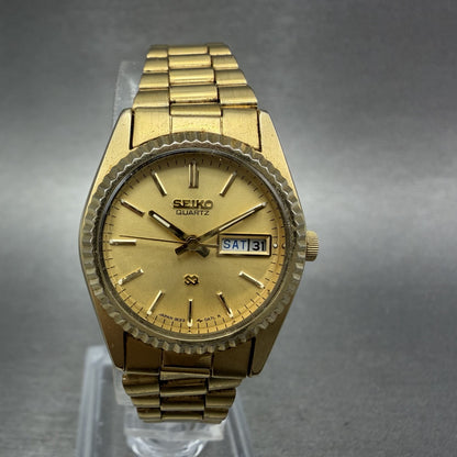 Seiko SQ Watch Women 24mm Champagne Dial Gold Tone Daydate 3e230a69 New Battery0