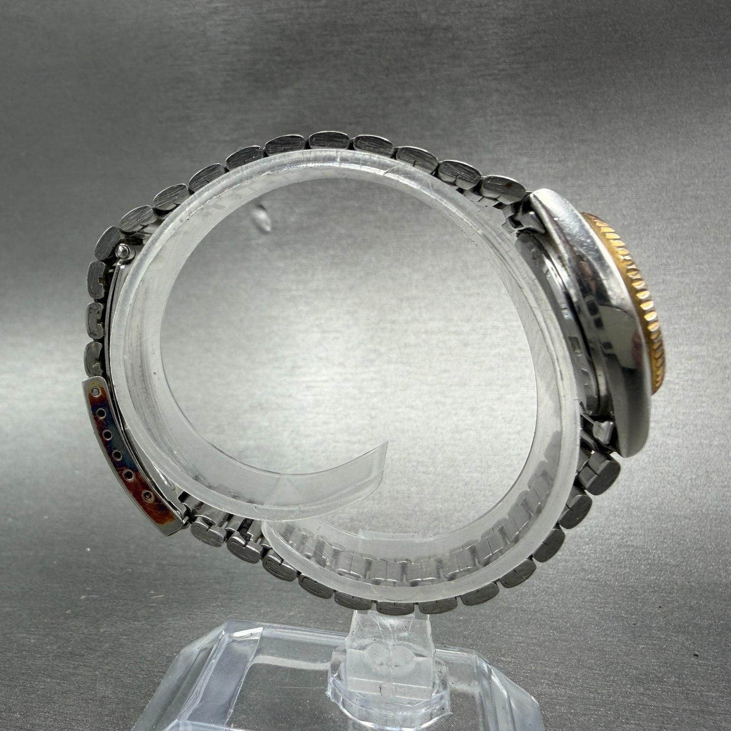 Seiko SQ Watch Women 25mm Silver Dial Two Tone Daydate Round 8523-0059 New Batte8