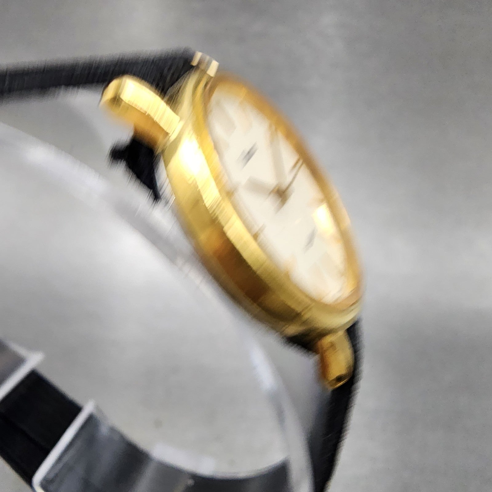 Orient Chandor Watch Women 25mm White Dial Gold Tone Round J6558200 New Battery3
