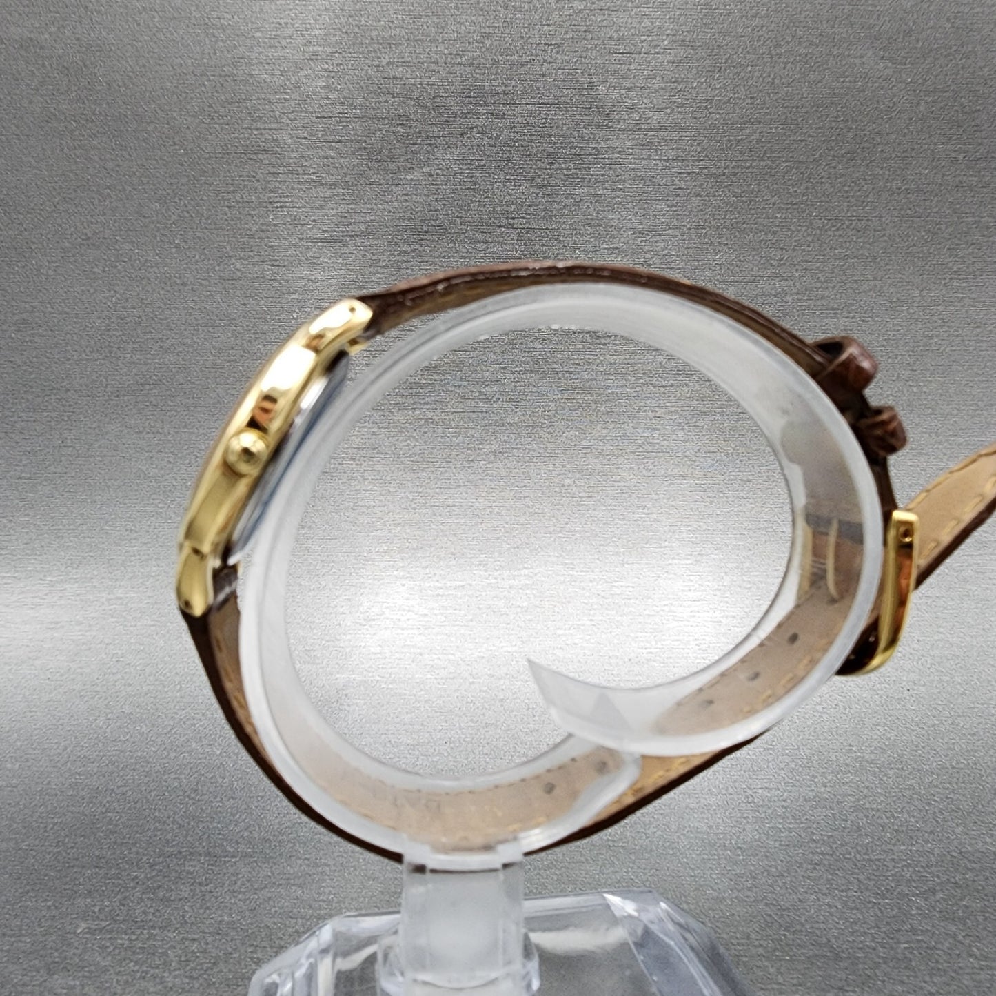 Seiko Neue Watch Women 26mm White Dial Gold Tone Round 1F210BN0 New Battery A126