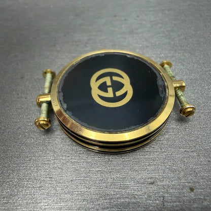 Gucci 2040M Watch Men 30mm Black Dial Gold Tone Round Roman Numerals New Battery10