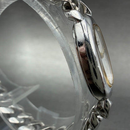 Seiko Watch Women 13mm Silver Dial Silver Tone Oval 2E20-6269 New Battery3