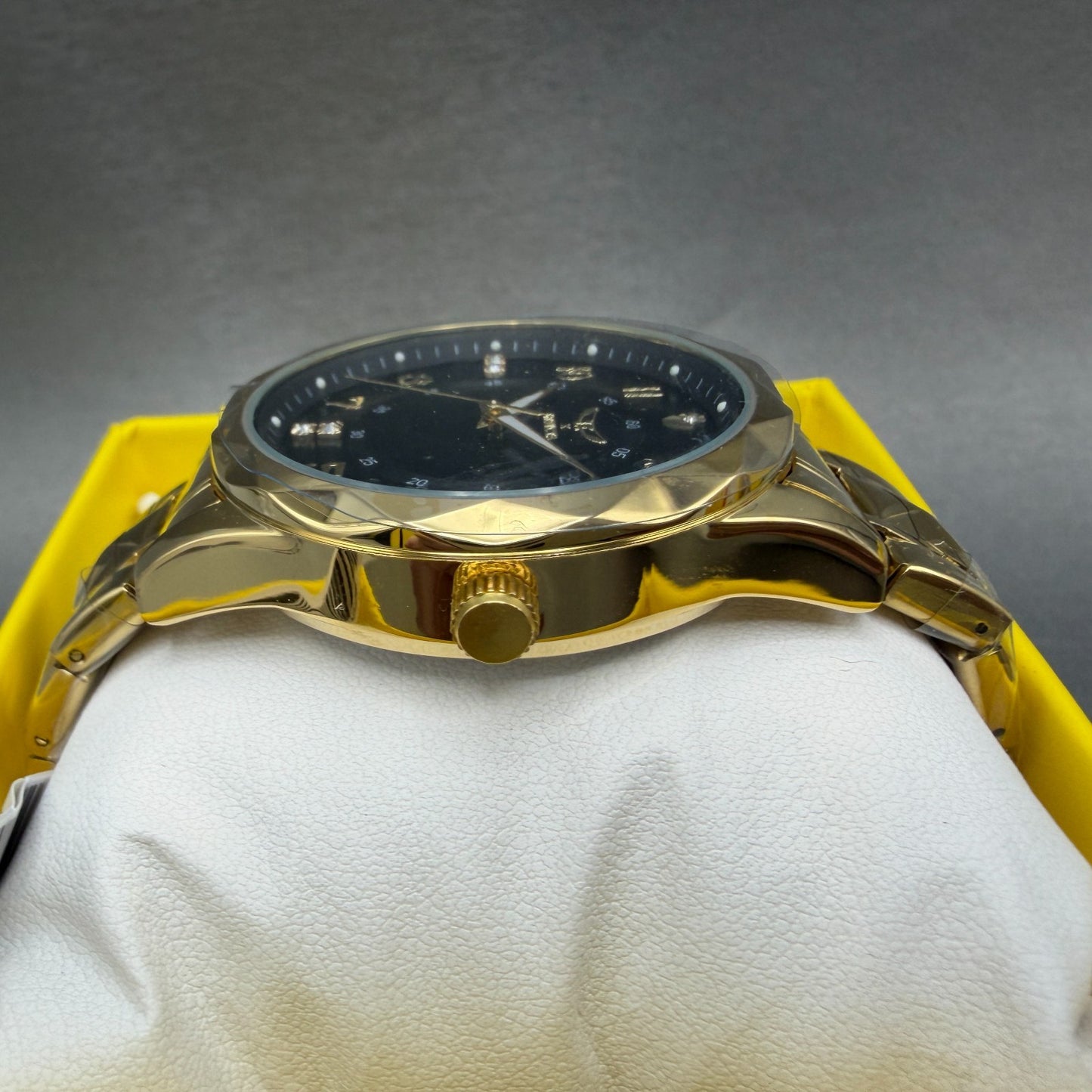 Invicta Specialty Watch Men 41mm Black Dial Gold Tone Round 69019 Bracelet5