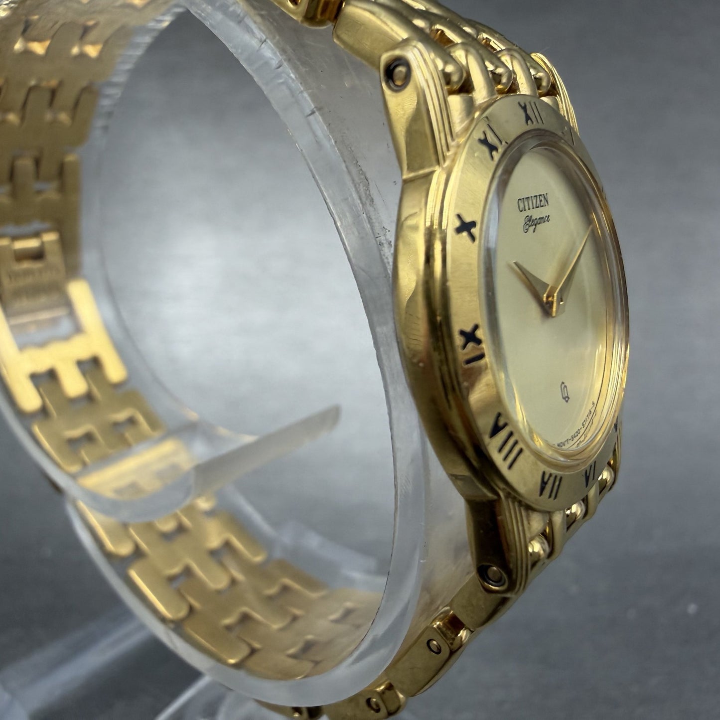 Citizen CQ Watch Women 22mm Champagne Dial Gold Tone Round 5420-S26003 New BattA3