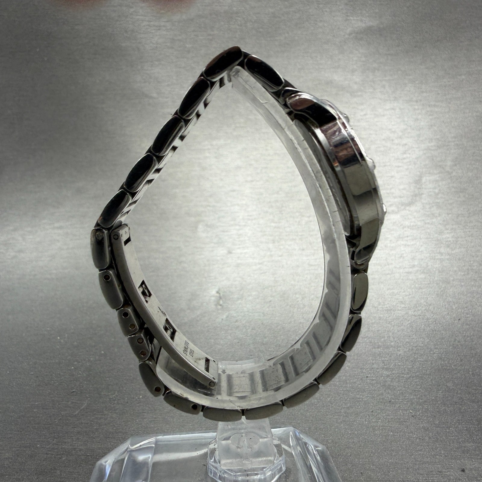 Bulova Watch Women 26mm MOP Dial Silver Tone Date Round 96R105 New Battery8