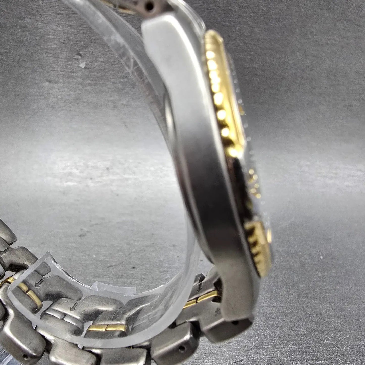 Seiko Pulsar Solar Dive Watch Men 38mm Gray Dial TwoTone Titanium V145-0C20 Runs3