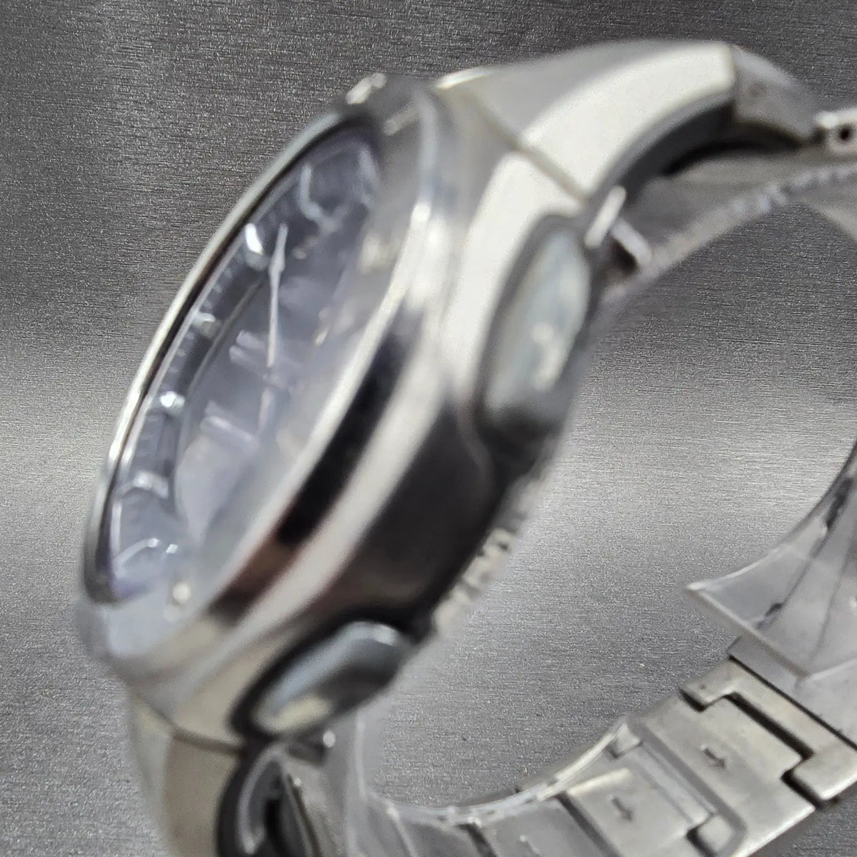 Casio WVA-400J Watch Men 42mm Blue Dial Silver Alarm Chrono WaveCeptor PARTS 673