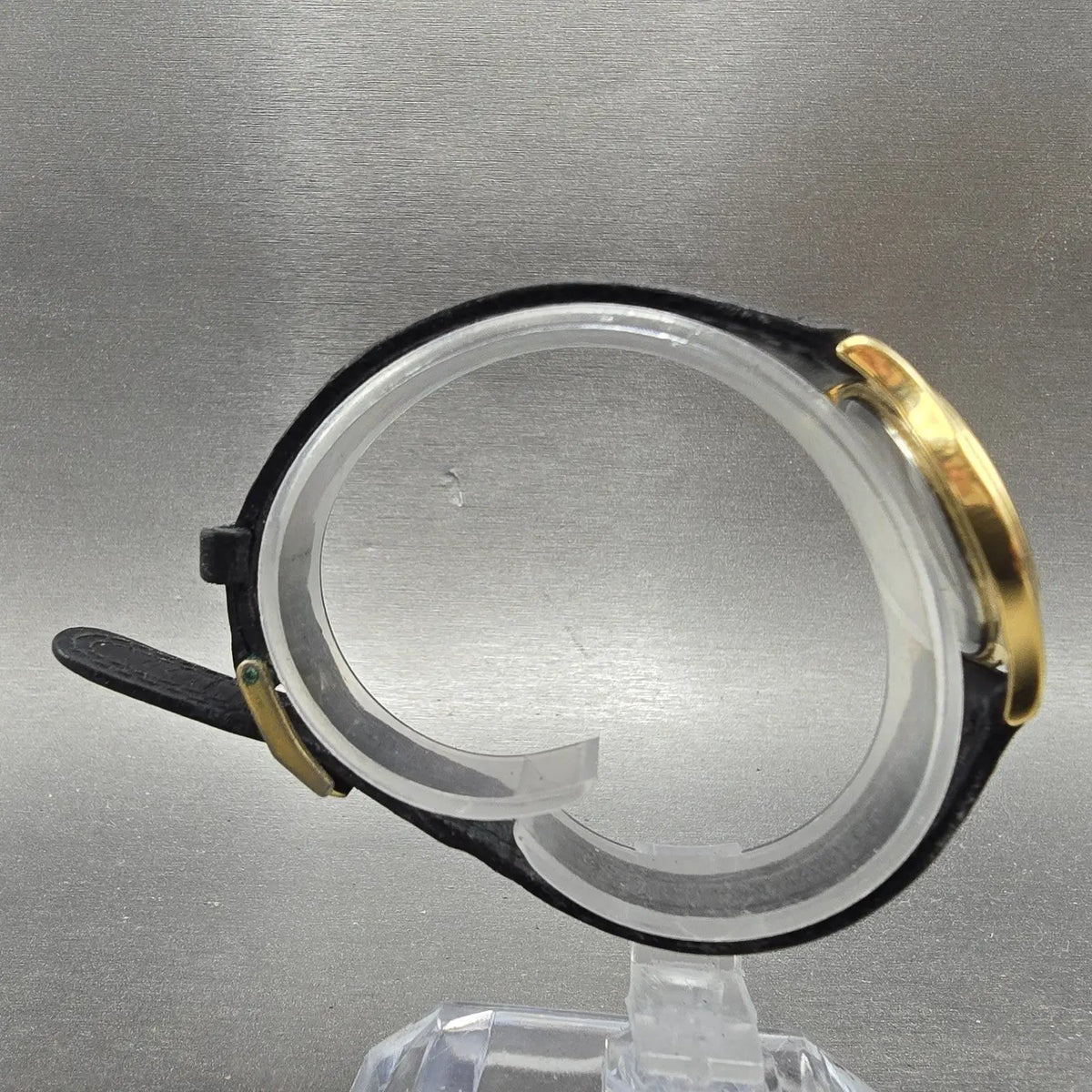 Movado Museum Watch Women 28mm Black Dial Gold Tone Round 87 E4 0823 PARTS 129