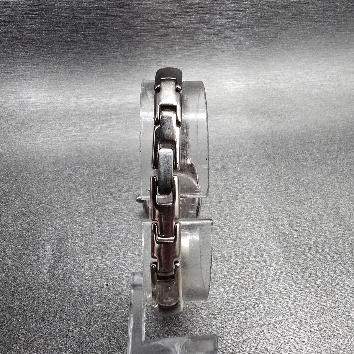 Citizen Watch Women 20mm Black Dial Silver Oval Bangle 5421-S76434 New Battery L7