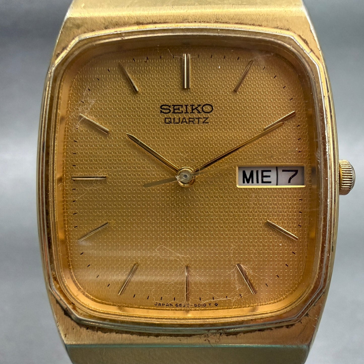 Seiko Watch Men 29mm Gold Dial Gold Tone Daydate Rectangle 6533-5010 New Battery1