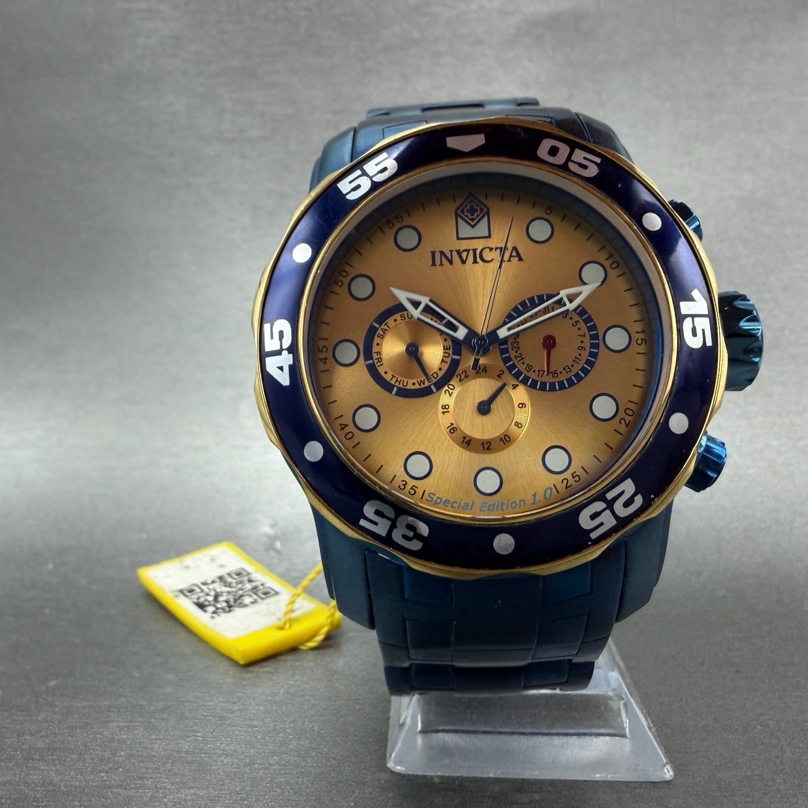 Invicta Pro Diver Watch Men 49mm Gold Dial Blue Tone Daydate Round 15044 New Bat5