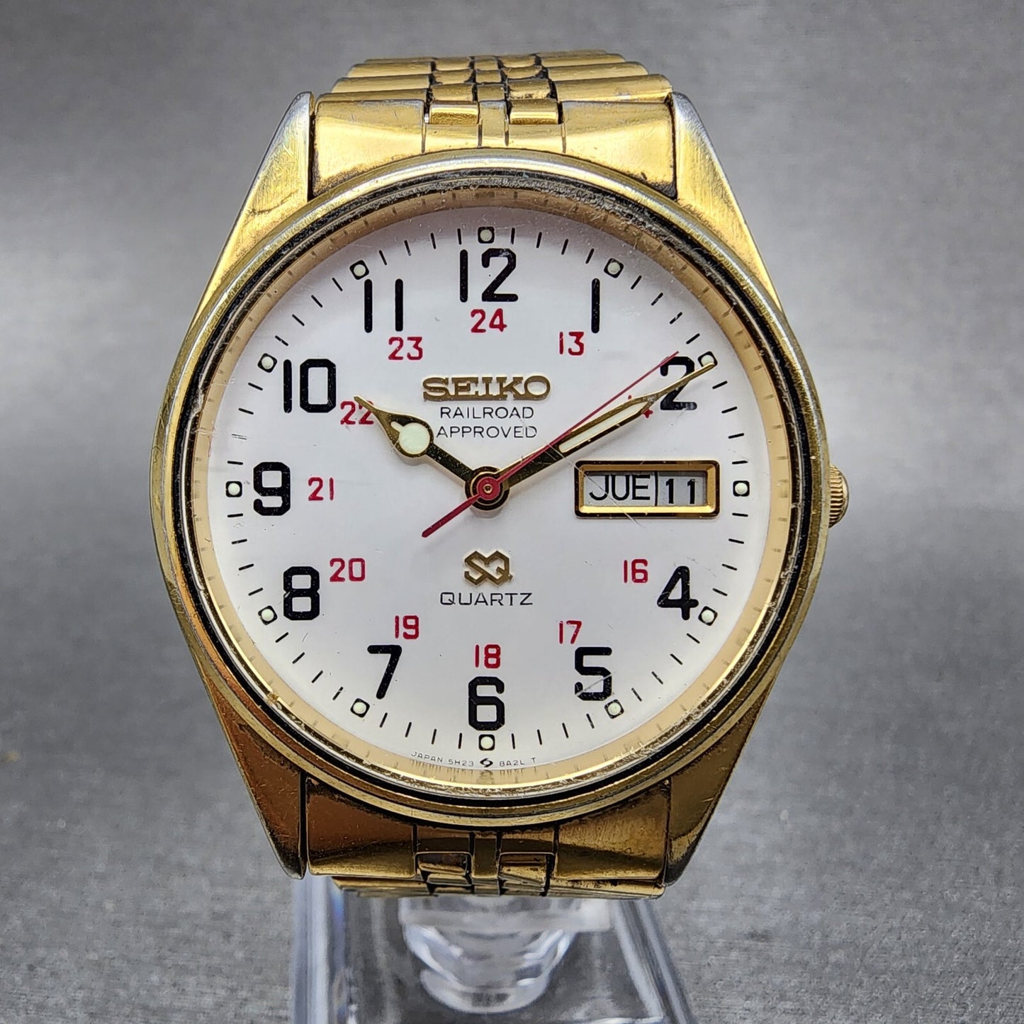 Seiko SQ Railroad Approved Watch Men 35mm White Dial Gold Tone New Batt NO BACK0