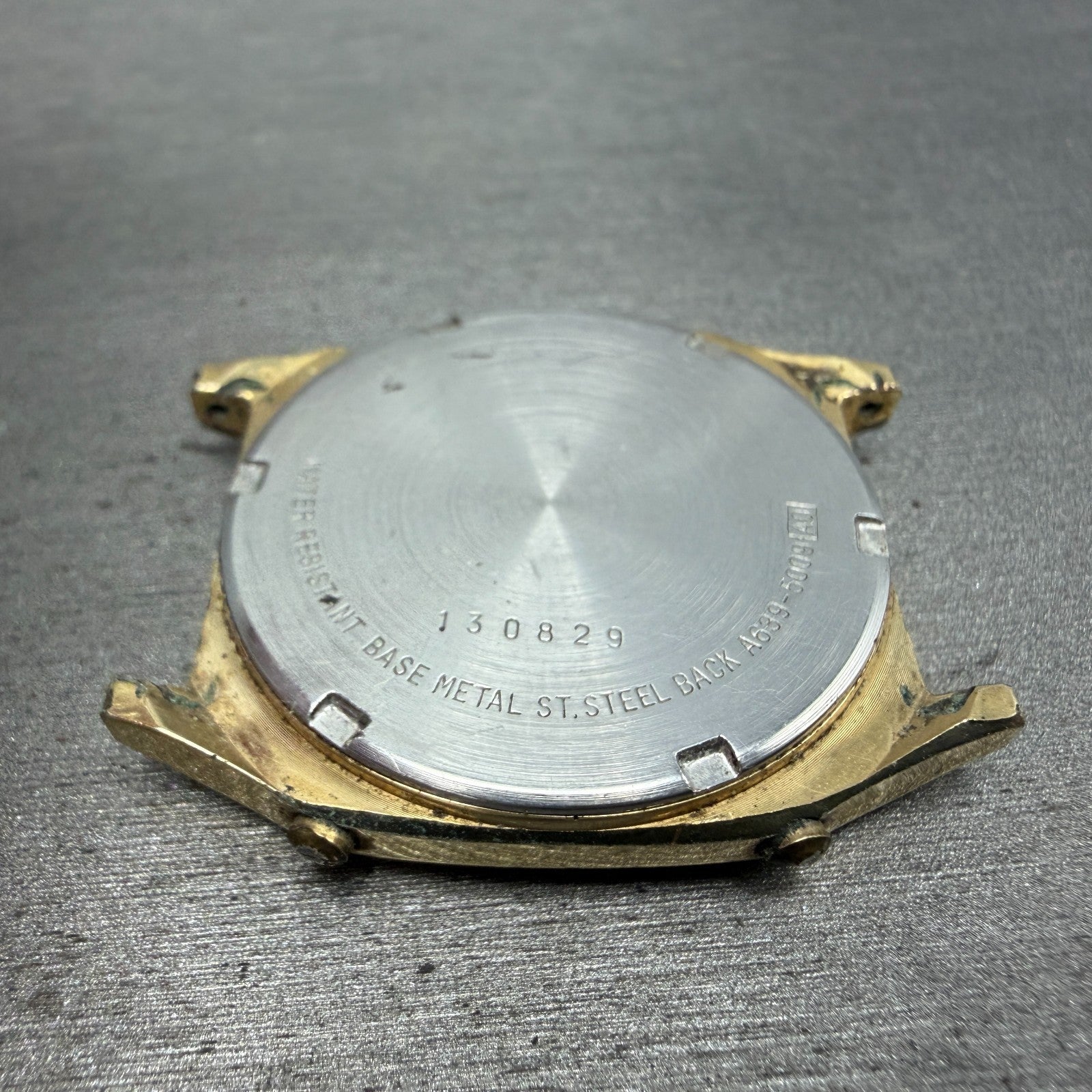 Seiko Digital Watch Men 33mm LCD Gold Tone alarm Chrono A639-5009 New battery6