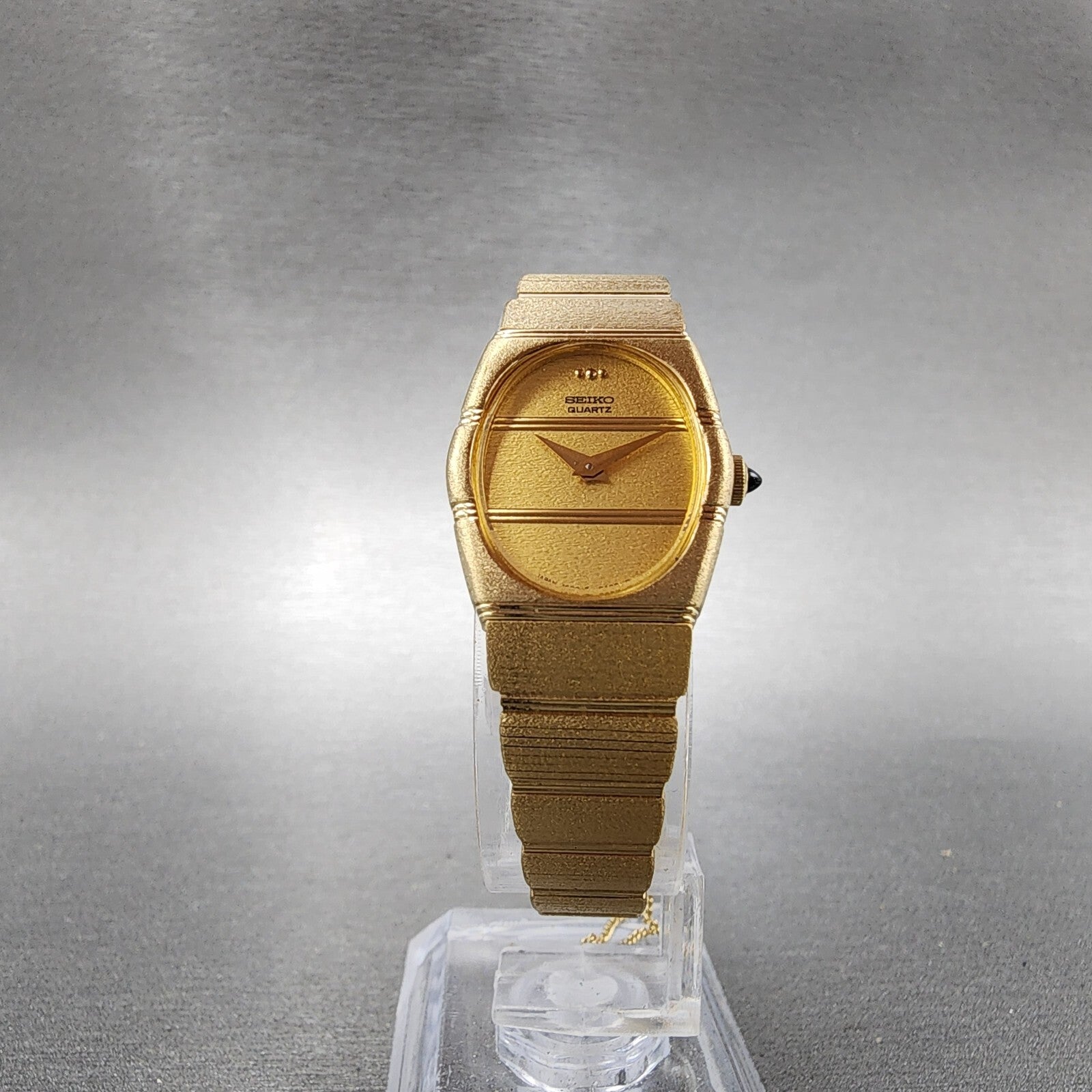 Seiko Watch Women 19mm Gold Dial Gold Tone Oval 14008519 New Battery7