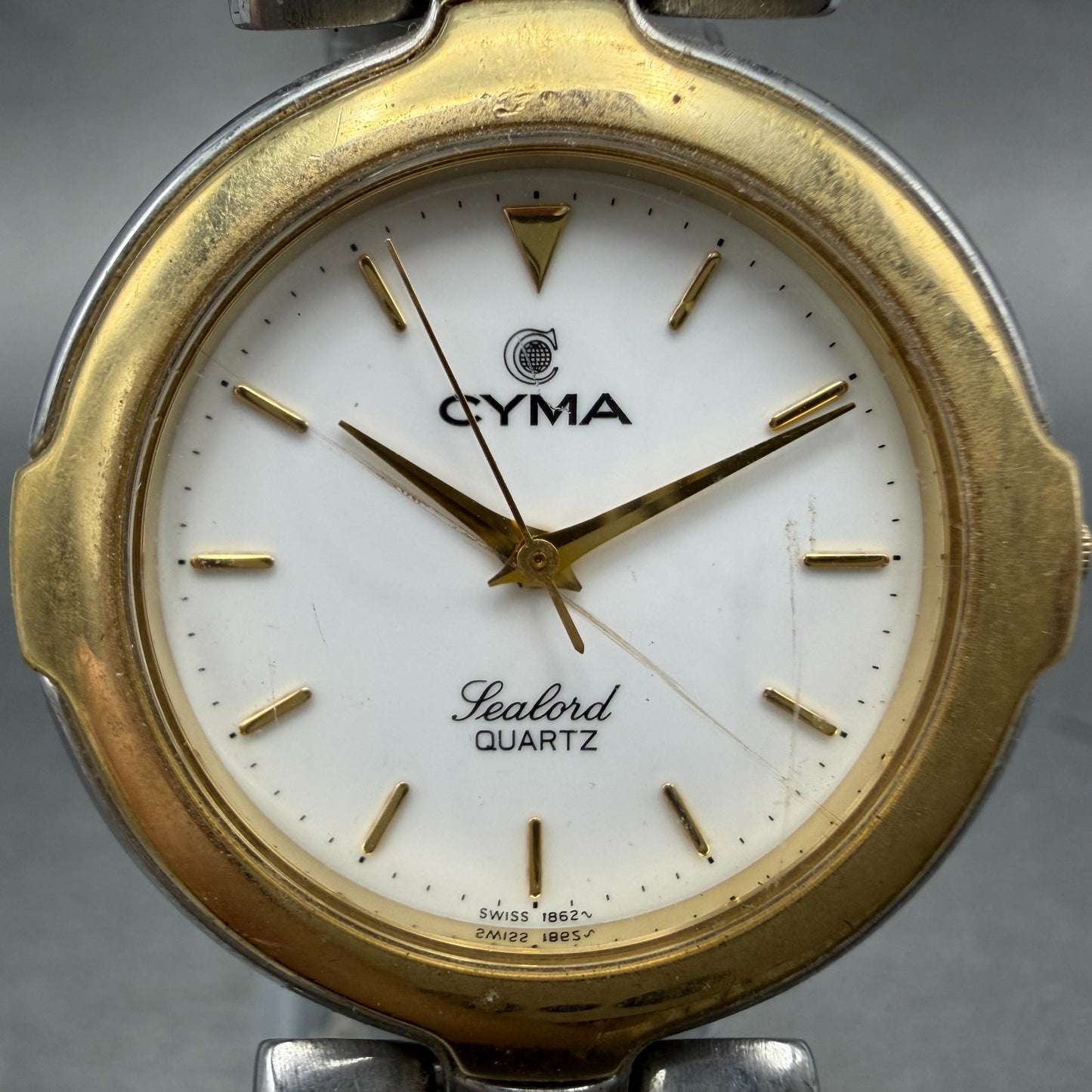 Cyma Sealord Watch Men 31mm White Dial Two Tone Round 304 New Battery VTG1