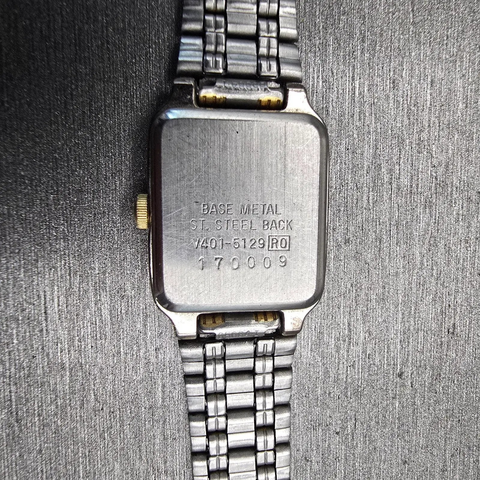 Seiko Watch Women 17mm White Dial Silver Tone Rectangle V401-5129 New Battery10