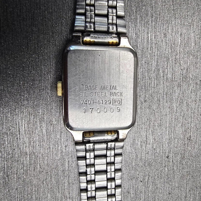 Seiko Watch Women 17mm White Dial Silver Tone Rectangle V401-5129 New Battery10