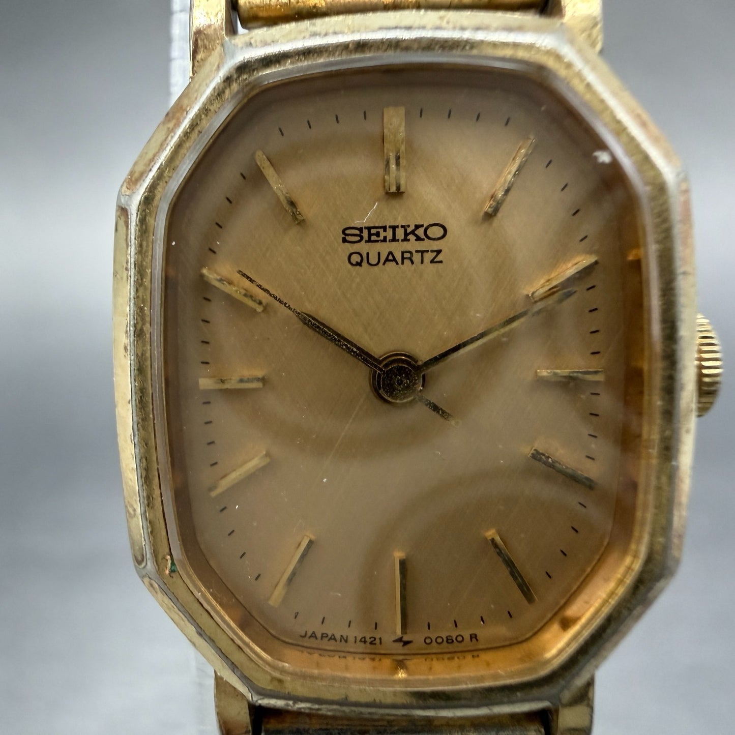 Seiko Watch Women 18mm Champagne Dial Gold Tone Heart 1421-5040 New Battery VTG1
