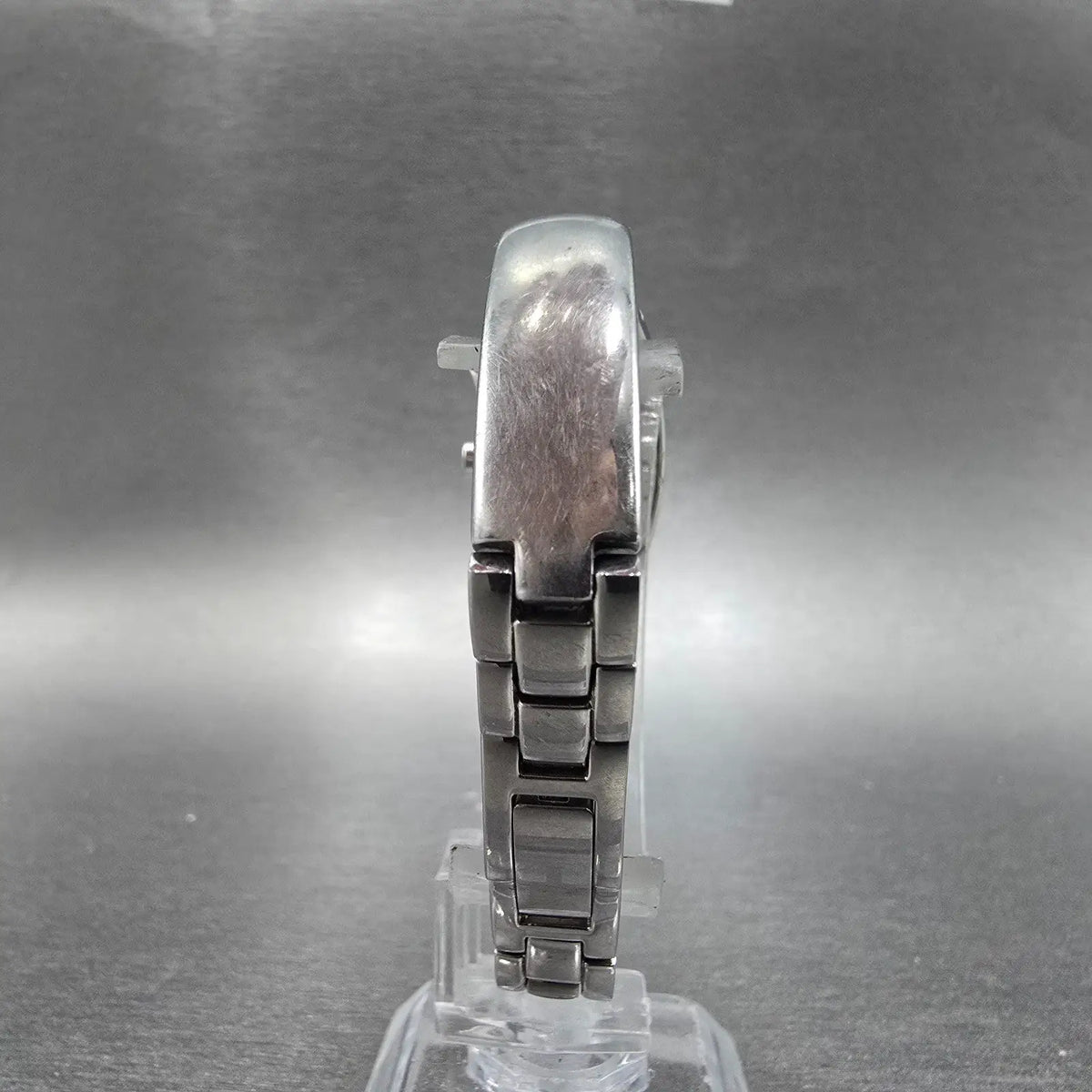 Tissot Tank Watch Women 17mm MOP Dial Stainless Steel Diamond Bangle New Battery7