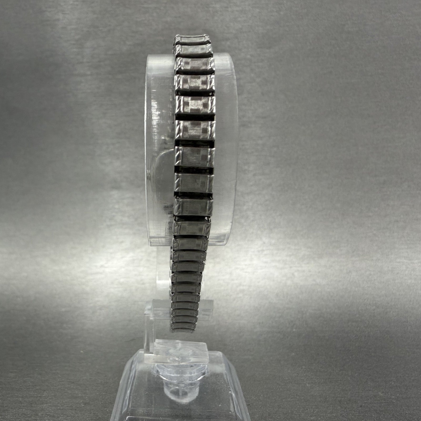 Seiko Watch Women 20mm Silver Dial Silver Tone Oval 34215010 New Battery6