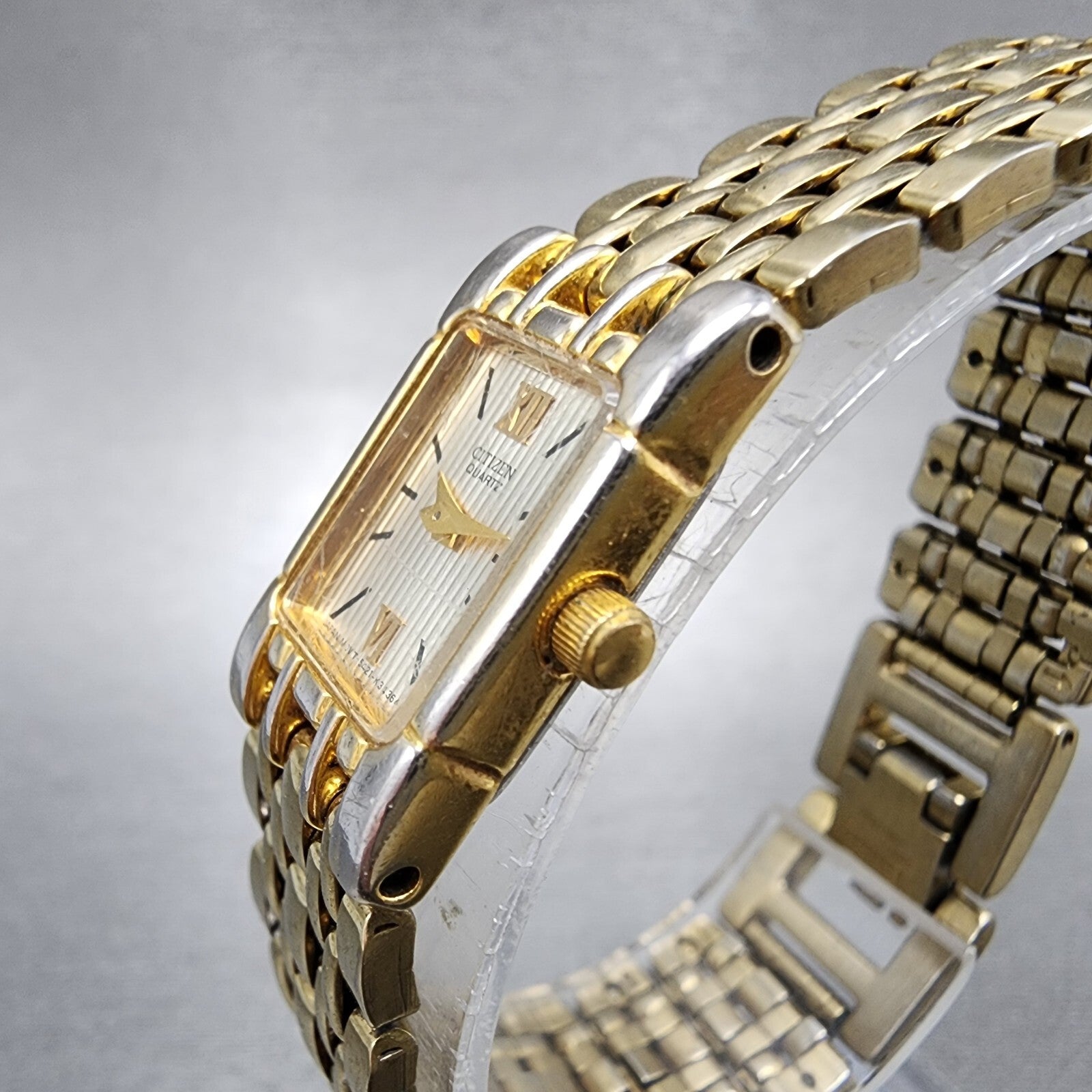 Citizen Tank Watch Women 15mm Silver Dial Gold Tone Rectangle New Battery VTG2