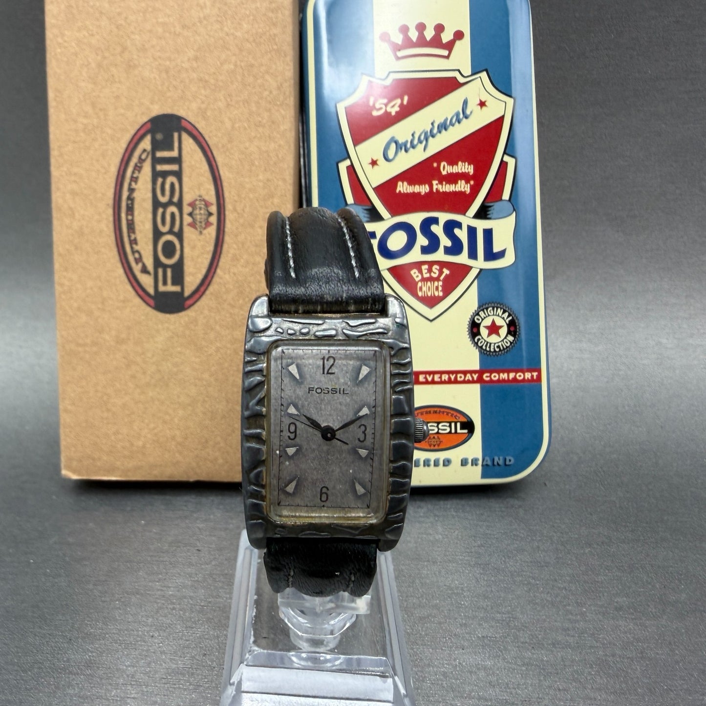 Fossil Tank Watch Unisex 24mm Gray Dial Silver Tone Rectangle ET7828 New Battery0