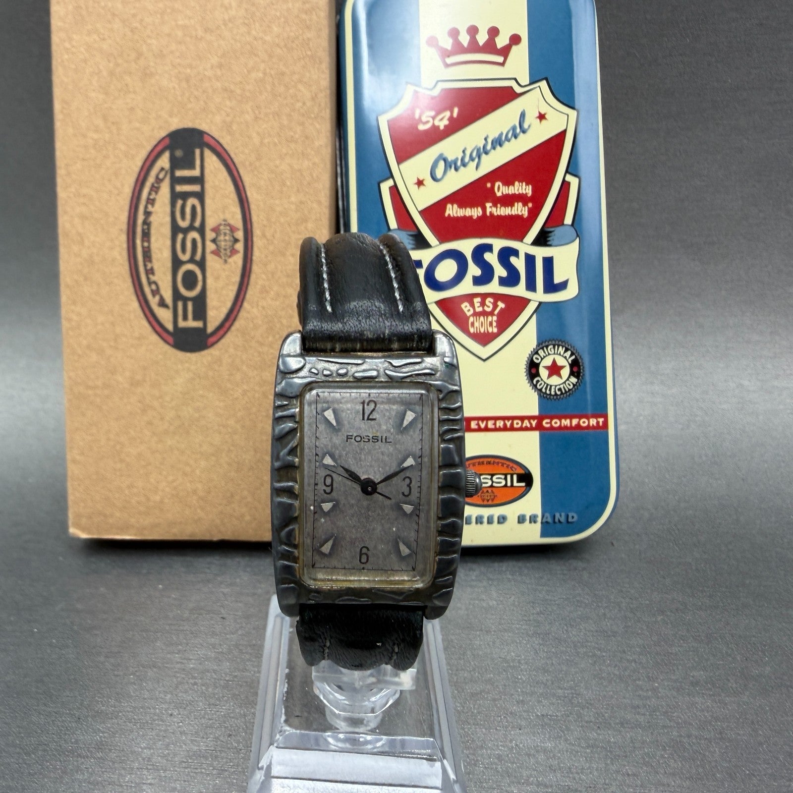 Fossil Tank Watch Unisex 24mm Gray Dial Silver Tone Rectangle ET7828 New Battery0