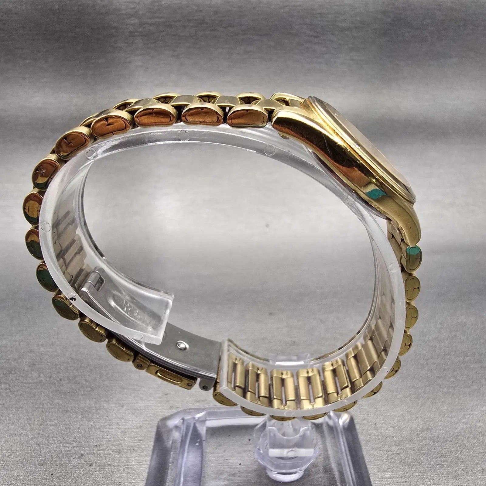 Citizen Watch Women 26mm MOP Dial Gold Tone Date Round 1012-S075688 New Battery8