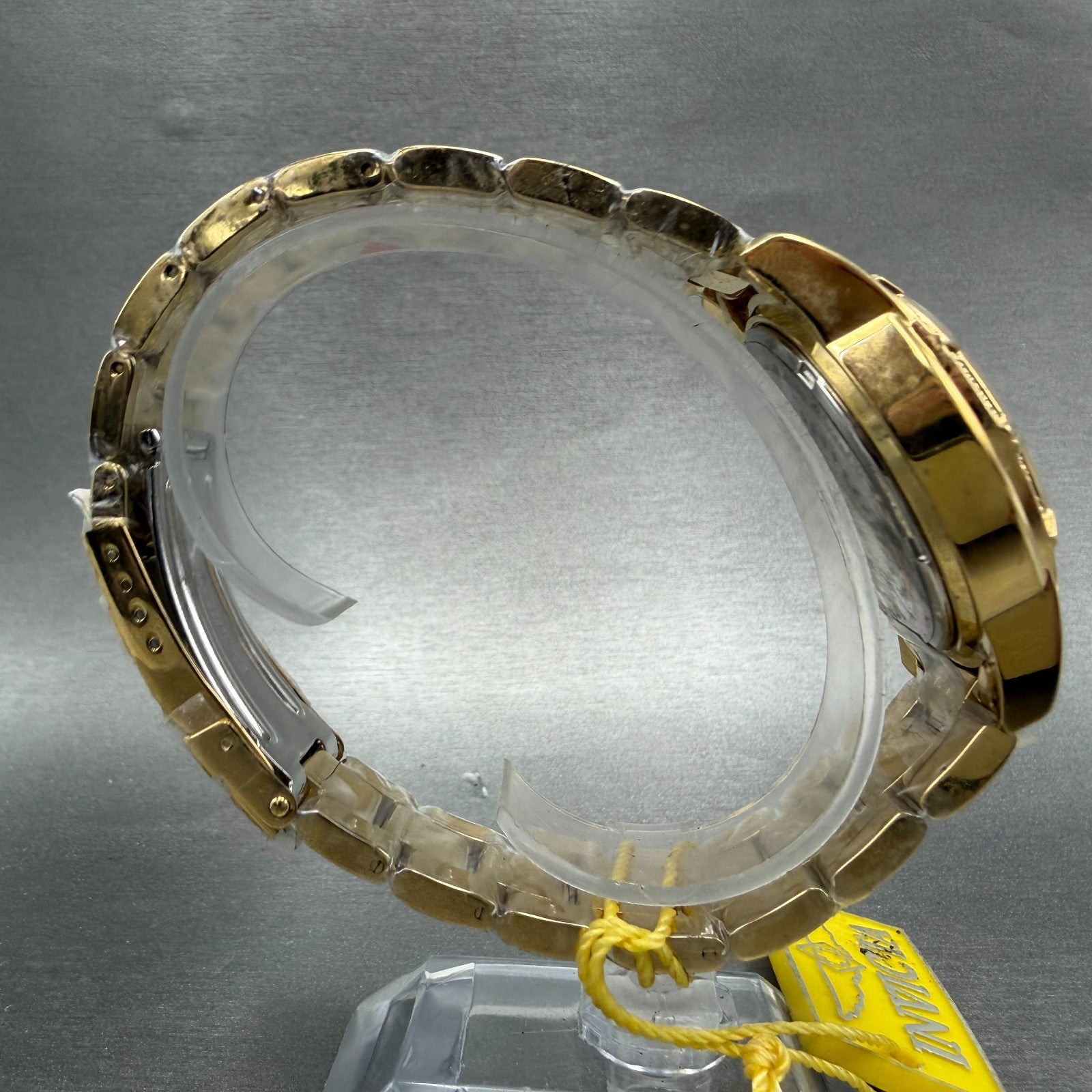Invicta Watch Women 38mm White Dial Gold Tone Round 14717 New Battery8
