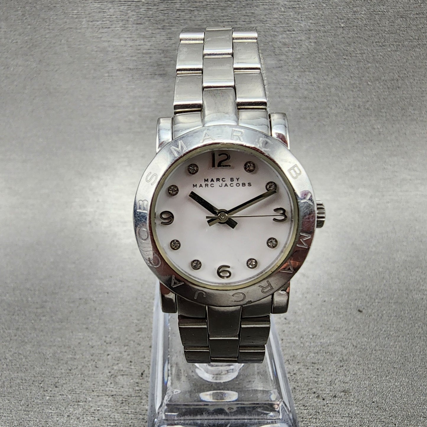 Marc Jacobs Watch Women 25mm White Dial Silver Tone Round MBM3055 New Battery0