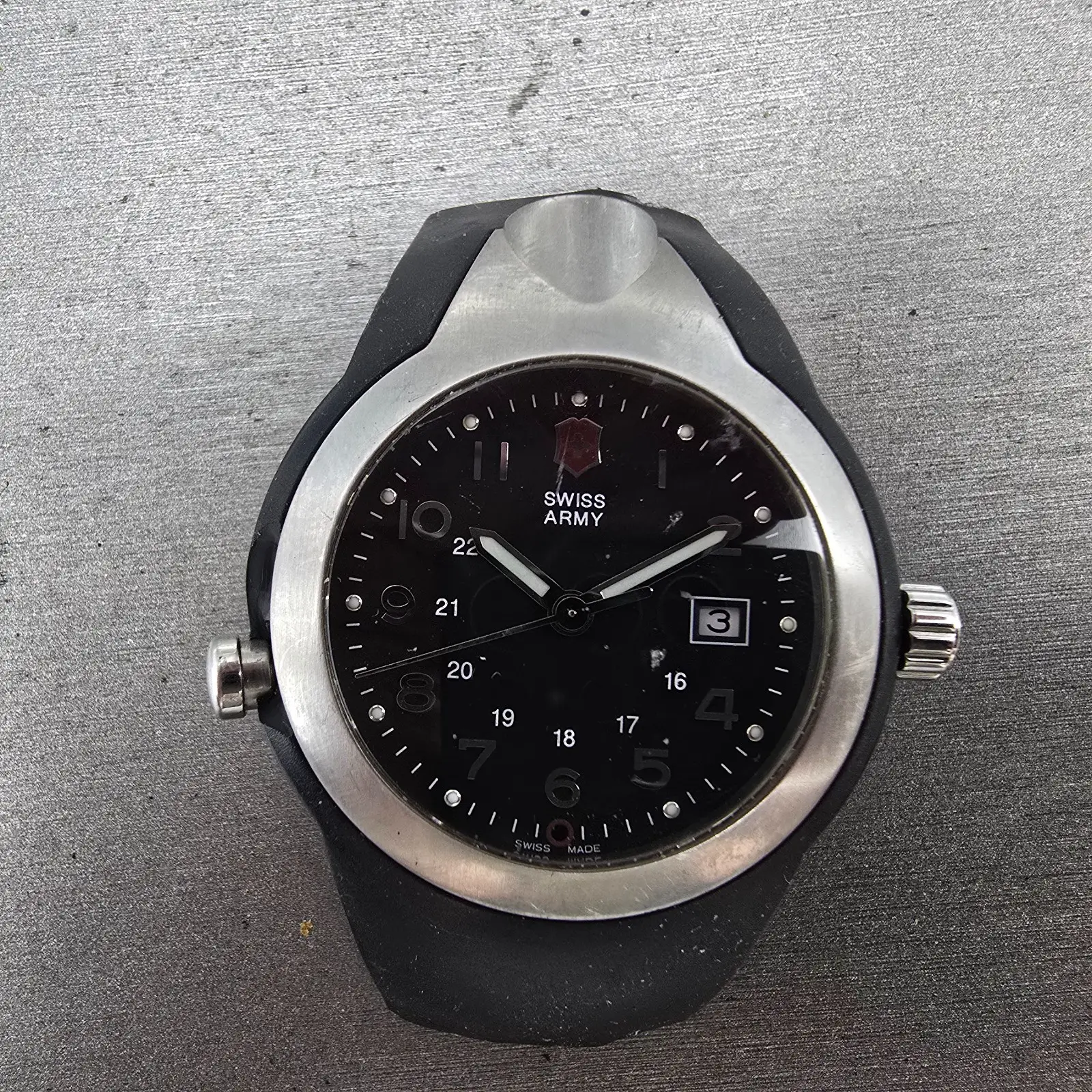 Victorinox Swiss Army Night Vision watch Men 41mm Black Dial Black Date READ!!!0
