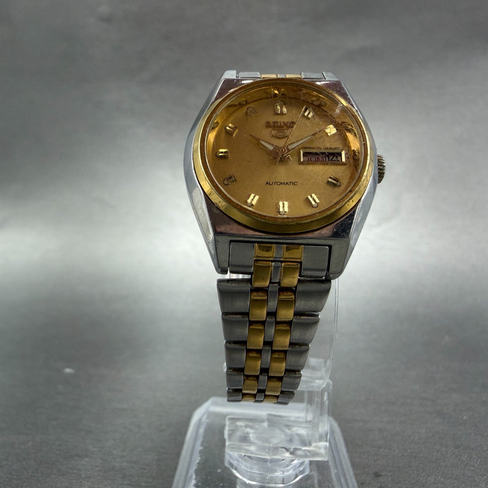 Seiko 5 Automatic Watch Women 25mm Champagne Dial Two Tone Daydate 4206-0460 Run5