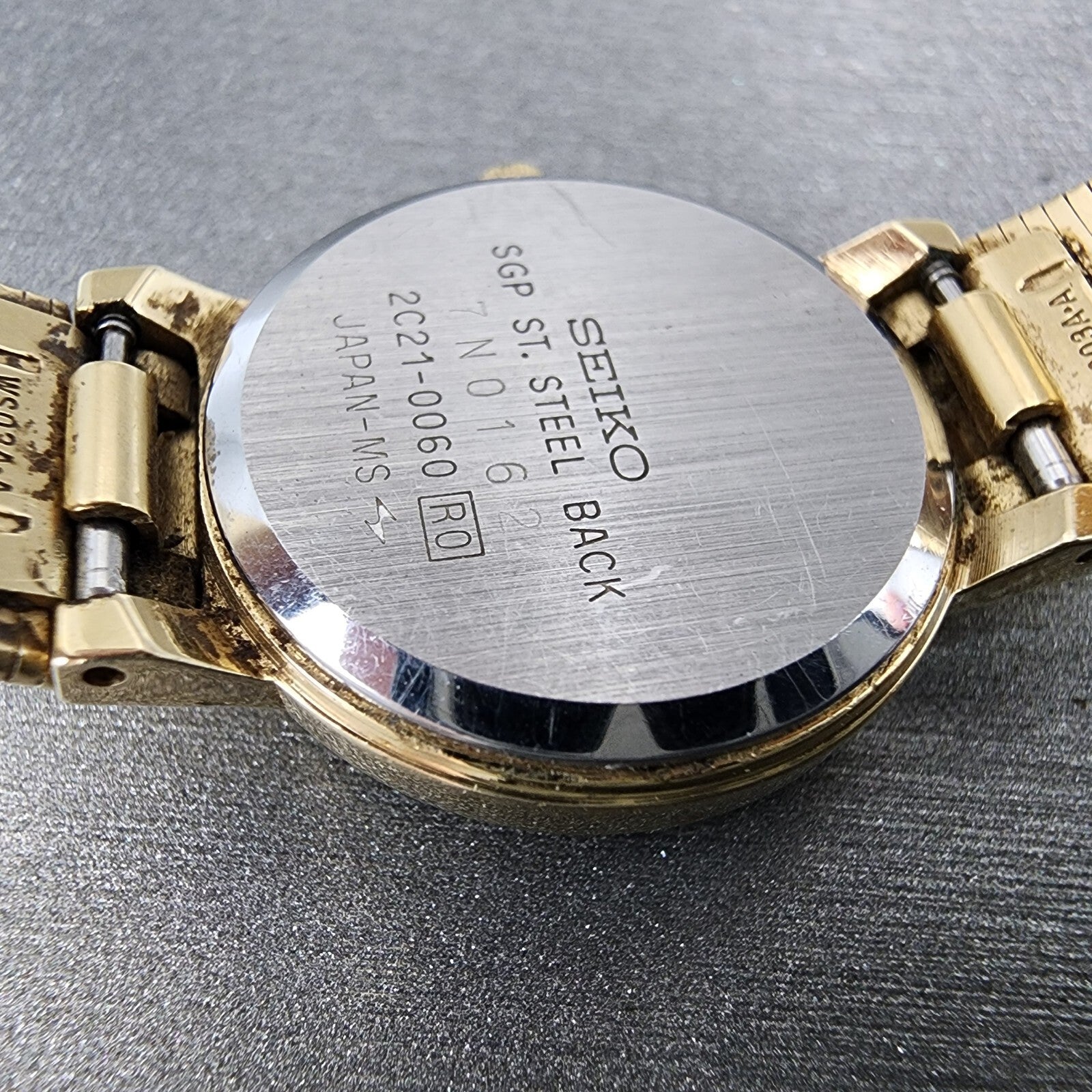 Seiko Watch Women 21mm Champagne Dial Gold Tone Round 2c210060 New Battery9